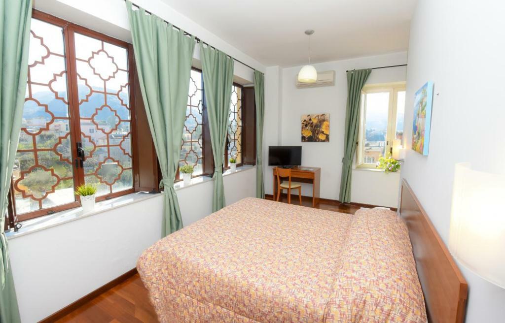 Villa Crawford Sant'Agnello Esterno foto
